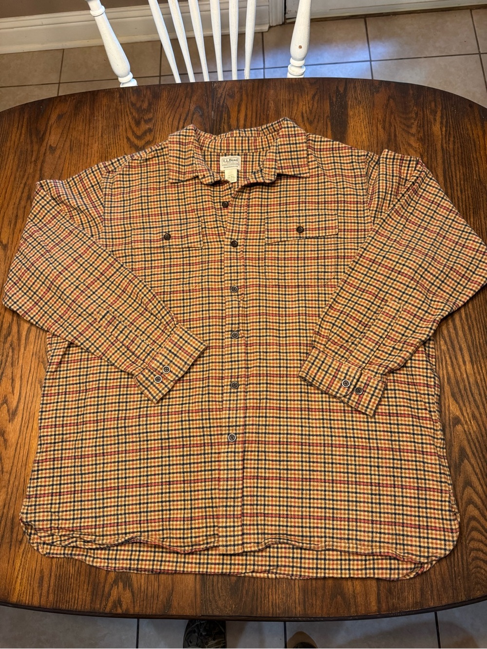 L.L. Bean Men's XXL Long Sleeve Button-Down Shirt Brown Plaid flannel